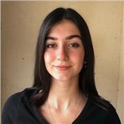 Profesora de apoyo escolar especializada en inglés y matemáticas aunque con conocimientos de todas las ramas